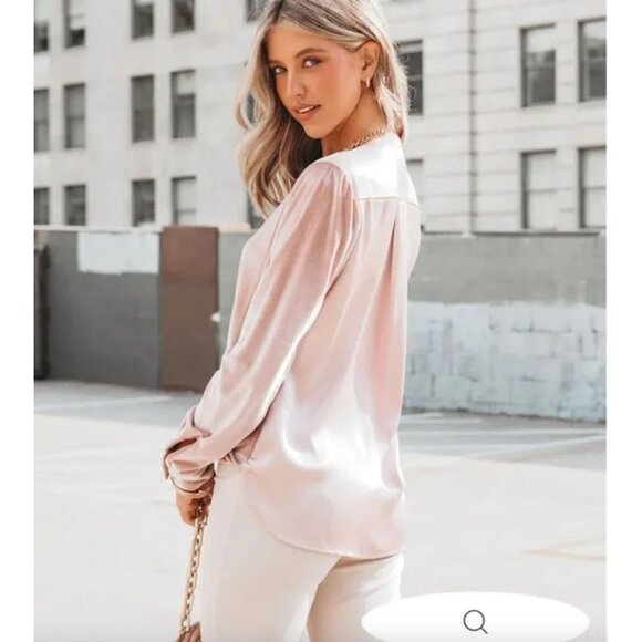 Vici Collection Lyssa Velvet Contrast Drape Top Blush Pink Size XS - Picture 2 of 10